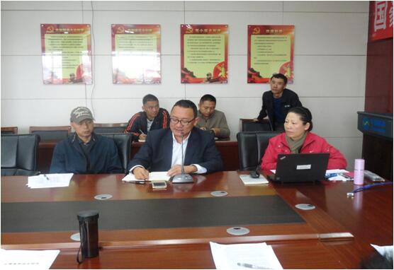 保山移动综合部副总杨涛在培训中宣贯省移动对车辆治理的相关要求事项。。。。